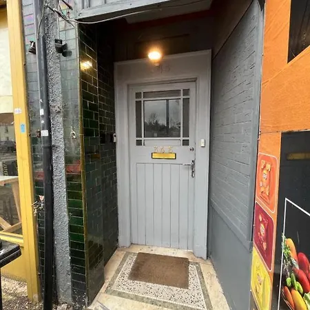 Penzion Spacious In A Flat Near Southmead Hospital