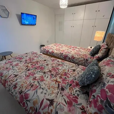 Gæstehus Spacious In A Flat Near Southmead Hospital Bristol