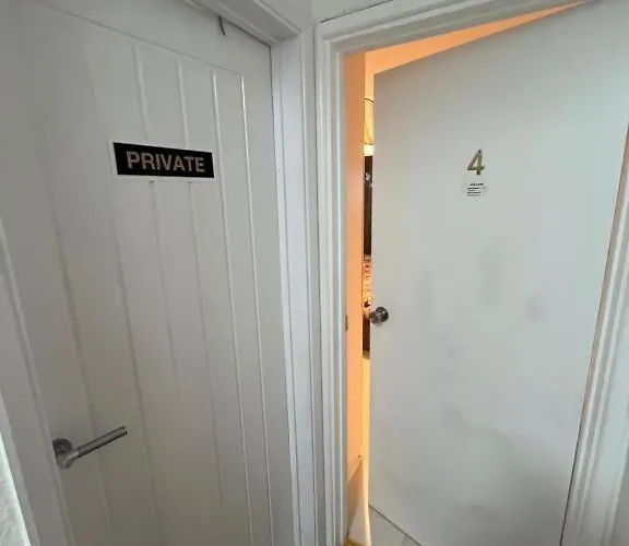 Spacious In A Flat Near Southmead Hospital Gæstehus 3*