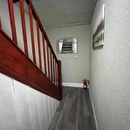 Spacious In A Flat Near Southmead Hospital Pensjonat